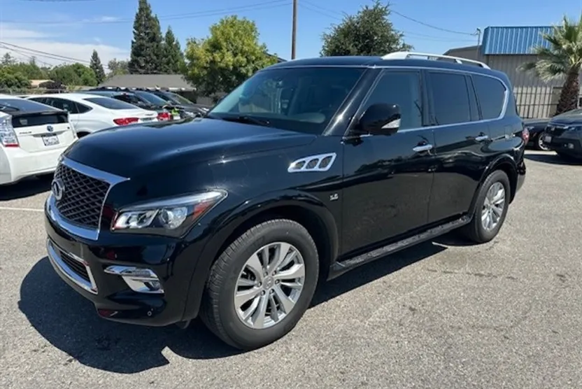 2016 Infiniti QX80 photo 1