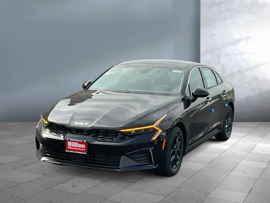 2026 Kia K5 LXS photo 1