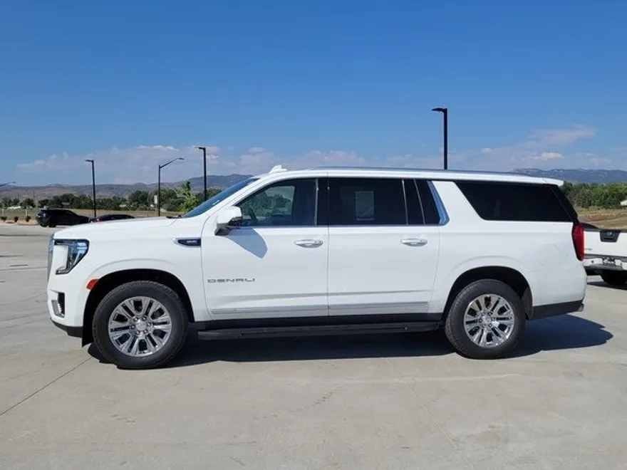 2023 Gmc Yukon XL Denali photo 1