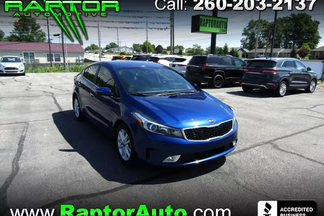 2017 Kia Forte S photo 1