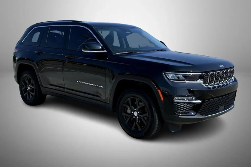 2023 Jeep Grand Cherokee Limited photo 1