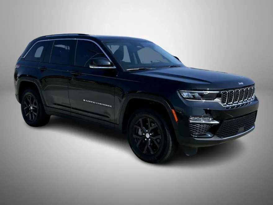 2023 Jeep Grand Cherokee Limited photo 1
