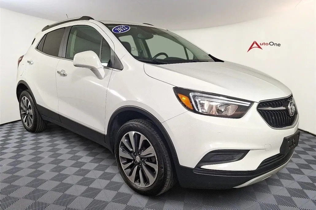 2022 Buick Encore Preferred photo 1
