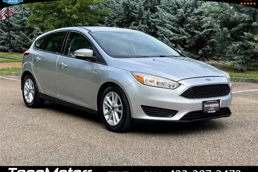 2017 Ford Focus SE photo 1
