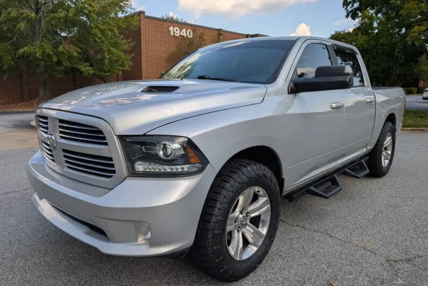 2017 Ram 1500 Sport photo 1