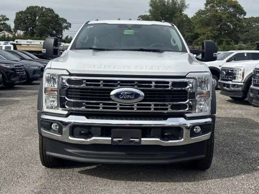 2026 Ford F-550 XL photo 1