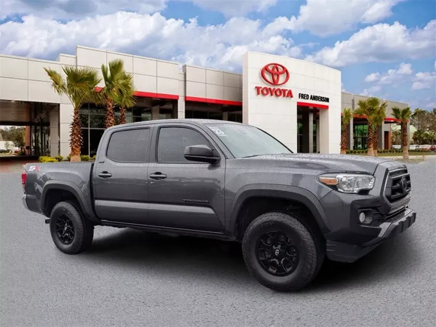2023 Toyota Tacoma SR5 V6 photo 1