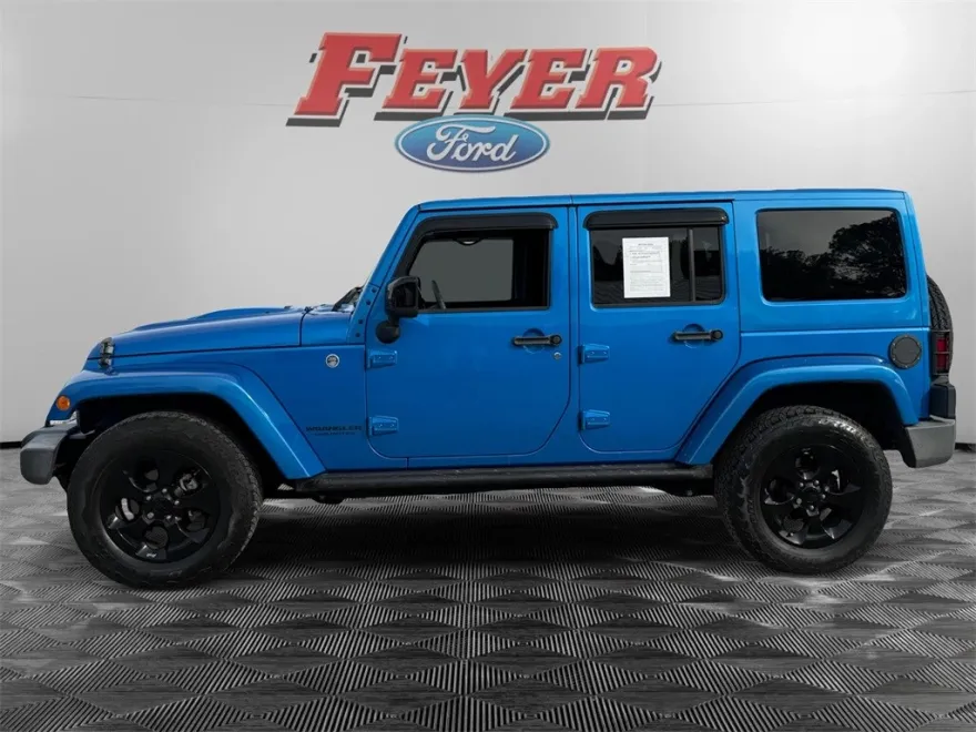 2015 Jeep Wrangler Unlimited Sahara Altitude photo 1