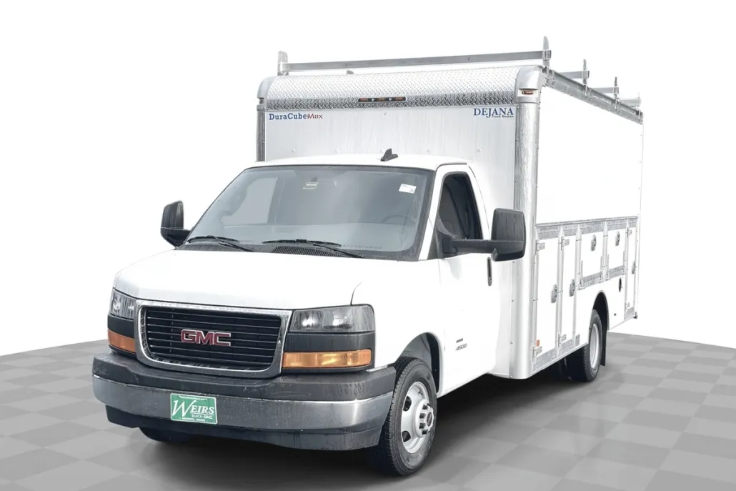 2025 Gmc Savana Cutaway photo 1