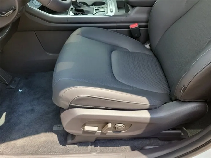 2026 Kia Carnival SX Prestige photo 1