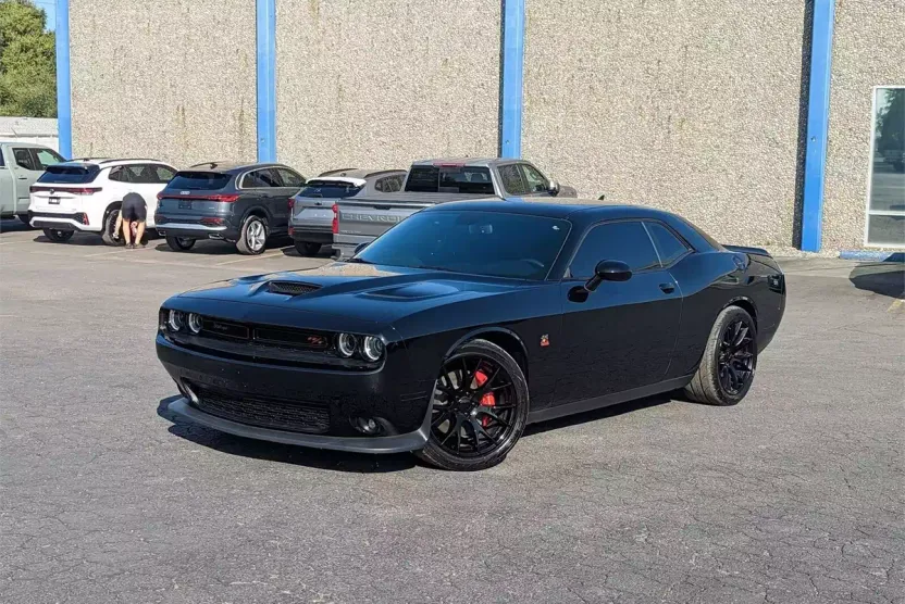 2021 Dodge Challenger R/T Scat Pack photo 1