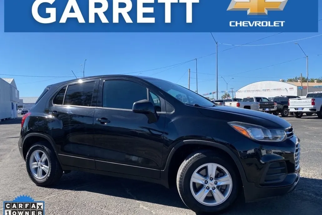 2020 Chevrolet Trax LS photo 1