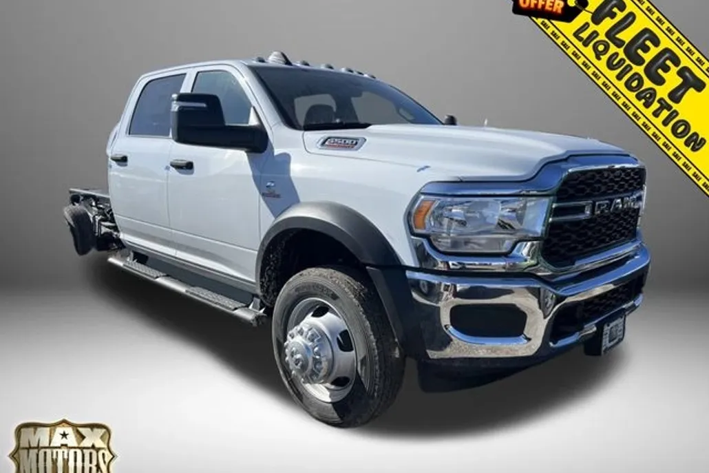 2024 Ram 5500 Tradesman photo 1