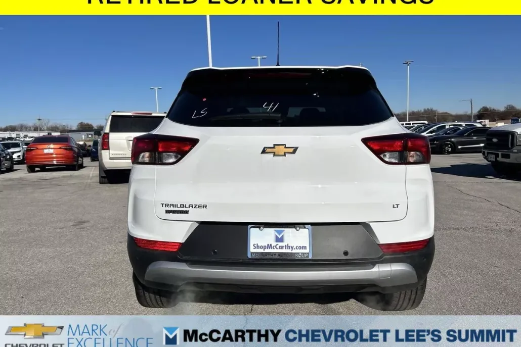 2025 Chevrolet Trailblazer LT photo 1
