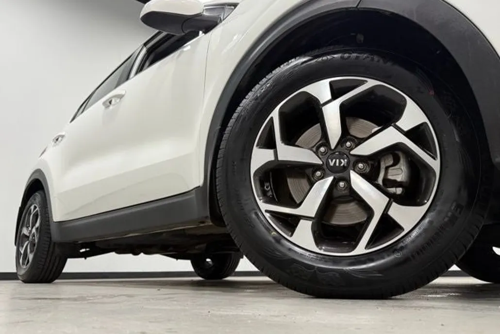 2021 Kia Sportage LX photo 1
