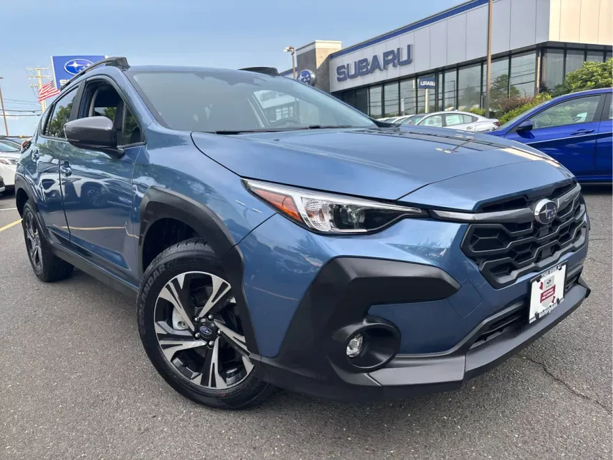 2024 Subaru Crosstrek Premium photo 1