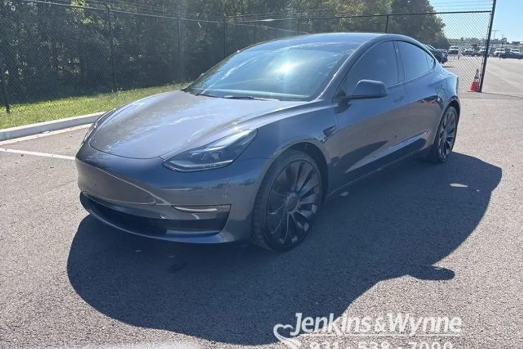 2023 Tesla Model 3 Performance photo 1