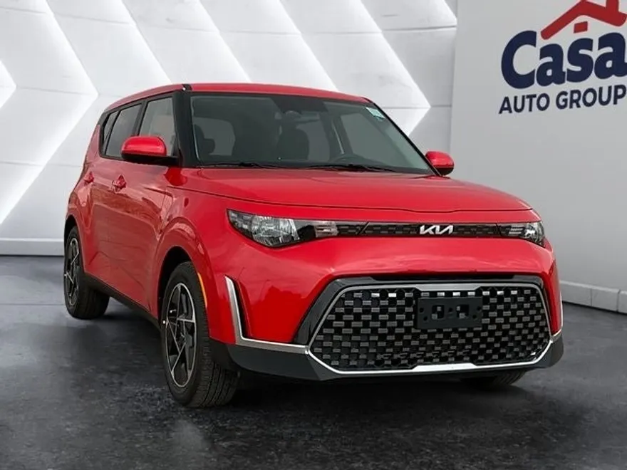 2025 Kia Soul EX photo 1