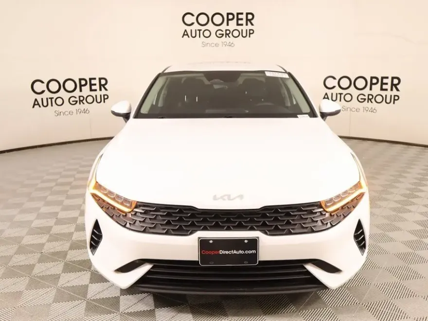 2022 Kia K5 LXS photo 1