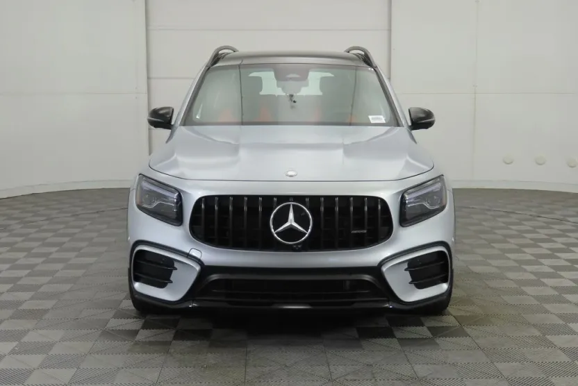 2026 Mercedes Benz GLB 35 AMG 4MATIC photo 1