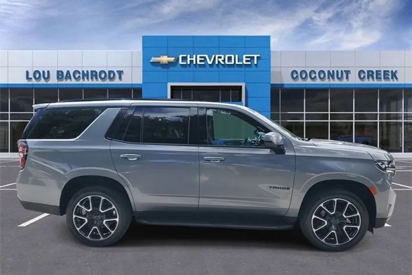 2021 Chevrolet Tahoe RST photo 1