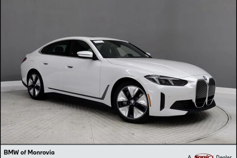 2025 Bmw i4 eDrive40 photo 1