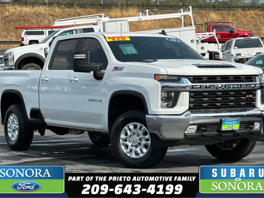 2022 Chevrolet Silverado 2500HD LT photo 1