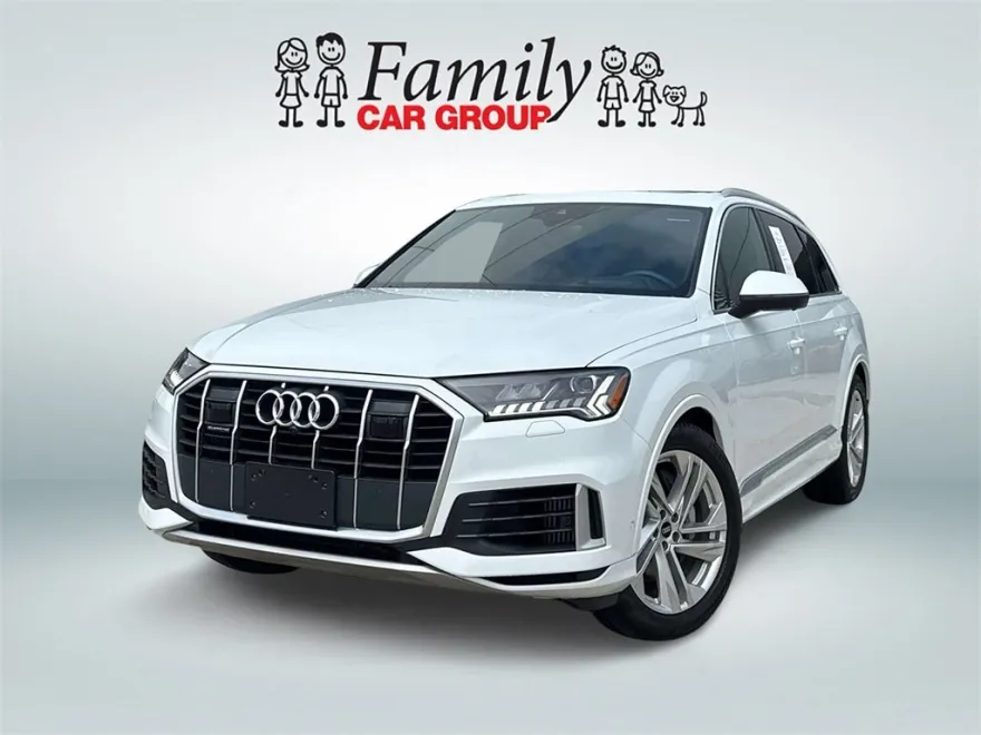 2021 Audi Q7 55 Prestige photo 1