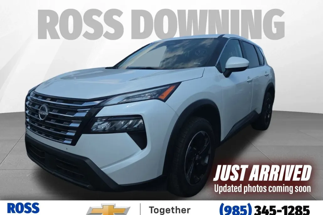 2024 Nissan Rogue SV photo 1