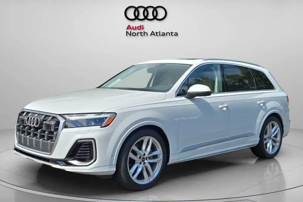 2025 Audi Q7 55 Premium Plus photo 1