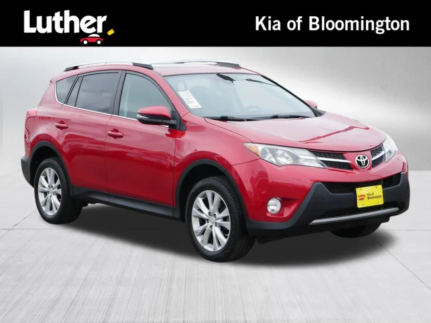 2015 Toyota RAV4 Limited photo 1