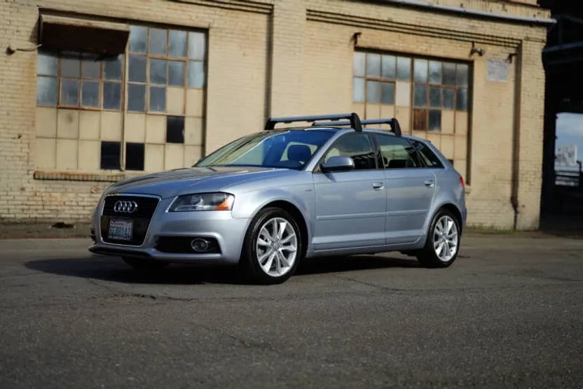 2011 Audi A3 2.0T Premium photo 1