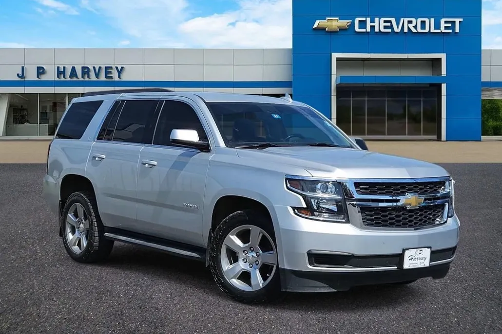 2019 Chevrolet Tahoe LT photo 1