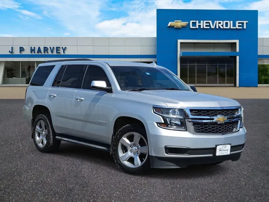 2019 Chevrolet Tahoe LT photo 1