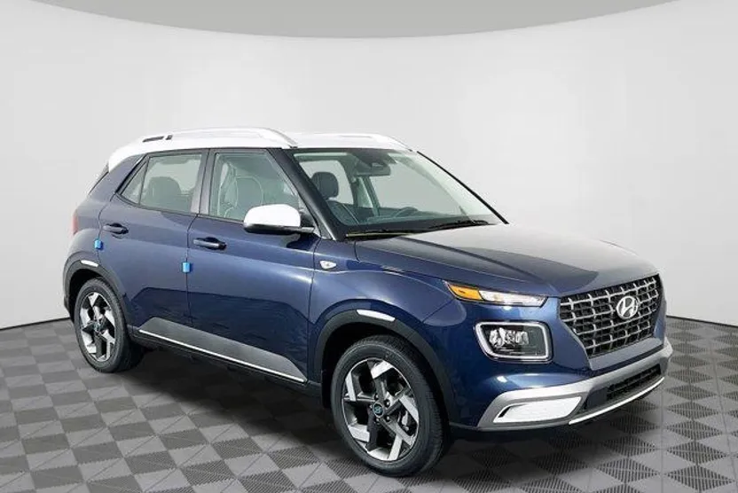 2025 Hyundai Venue Limited photo 1