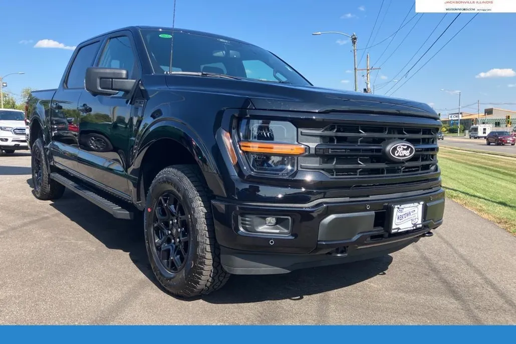 2025 Ford F-150 XLT photo 1
