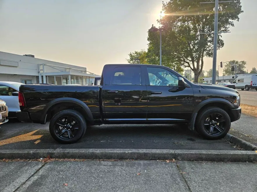 2022 Ram 1500 Classic Warlock photo 1