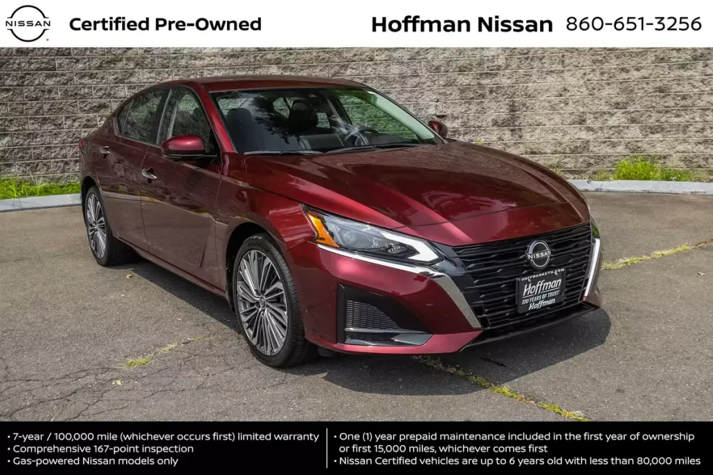 2023 Nissan Altima 2.5 SL photo 1