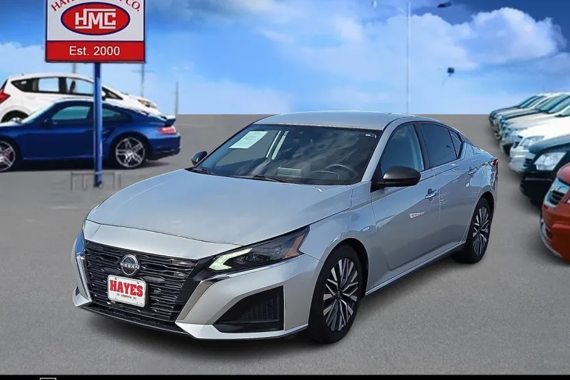2024 Nissan Altima SV photo 1