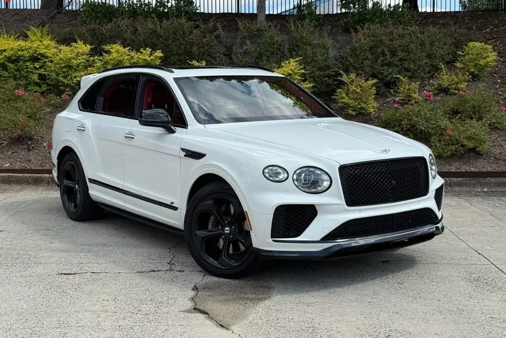 2022 Bentley Bentayga S photo 1
