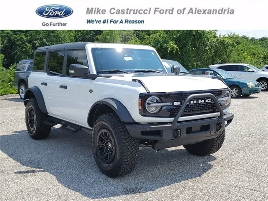 2024 Ford Bronco Wildtrak photo 1