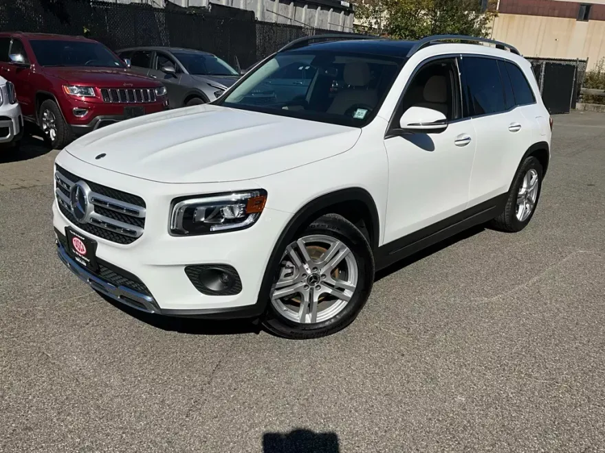 2021 Mercedes Benz GLB 250 4MATIC photo 1