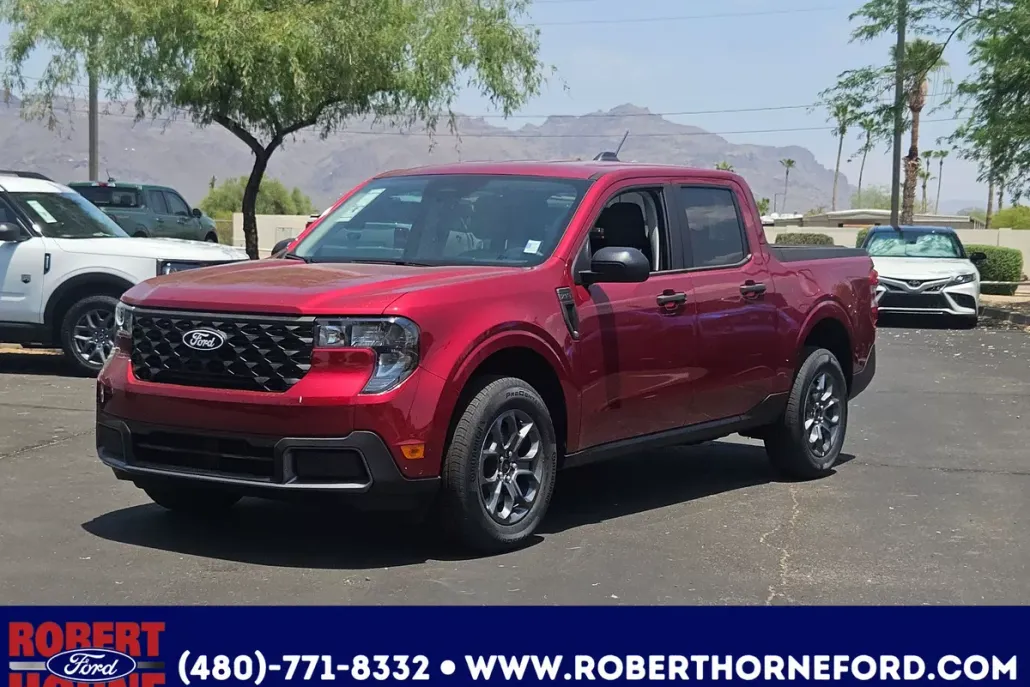 2025 Ford Maverick XLT photo 1