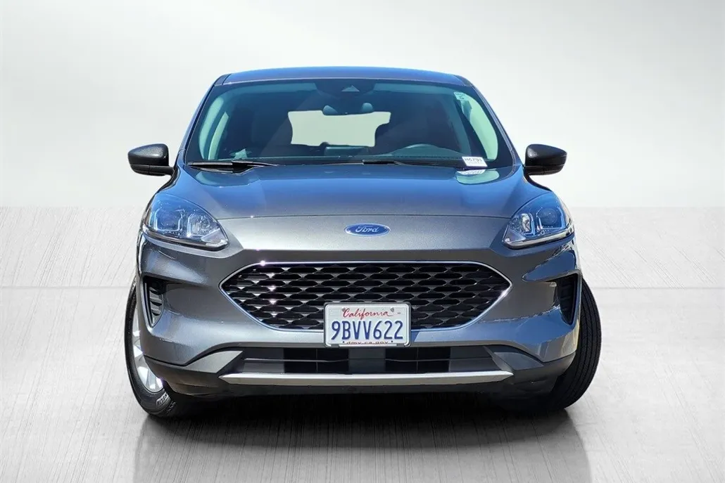 2022 Ford Escape Hybrid SE photo 1