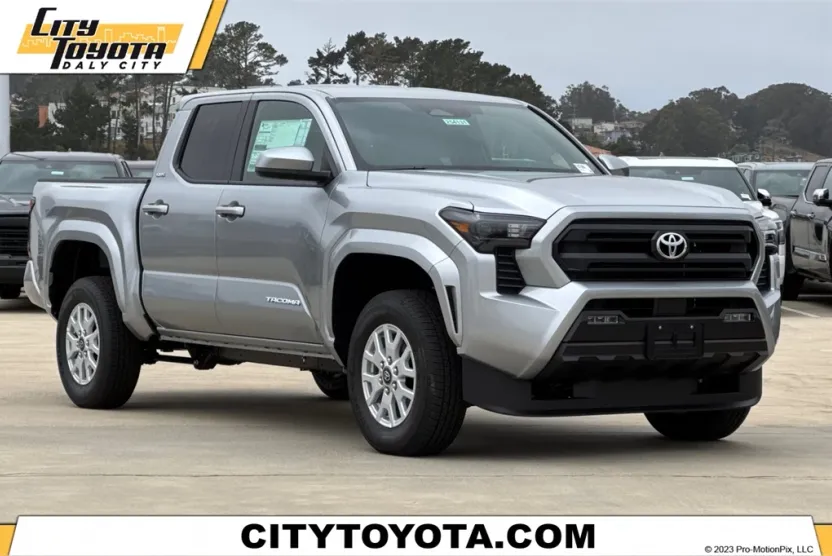 2025 Toyota Tacoma SR5 Double Cab photo 1