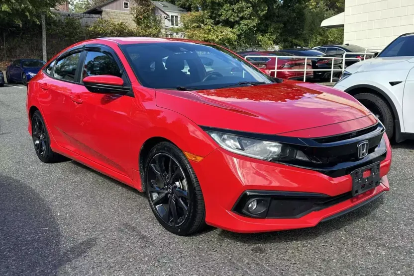 2019 Honda Civic Sport photo 1