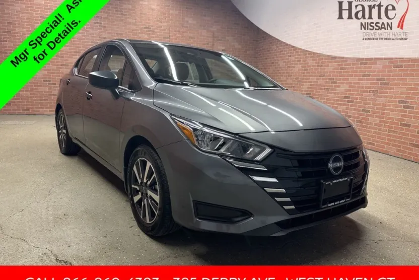 2024 Nissan Versa 1.6 S photo 1