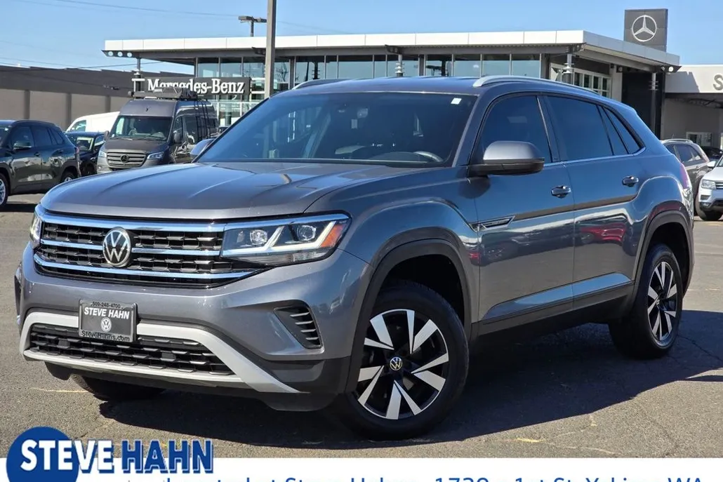 2022 Volkswagen Atlas Cross Sport SE photo 1