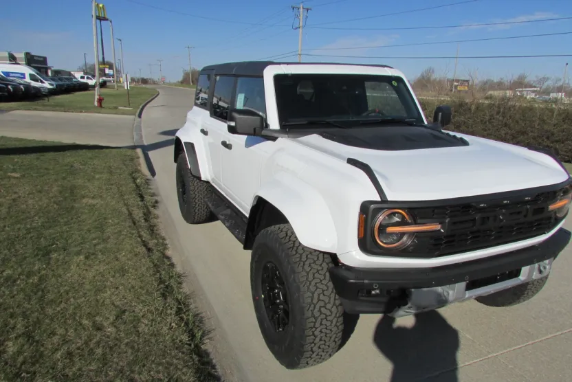 2024 Ford Bronco Raptor photo 1