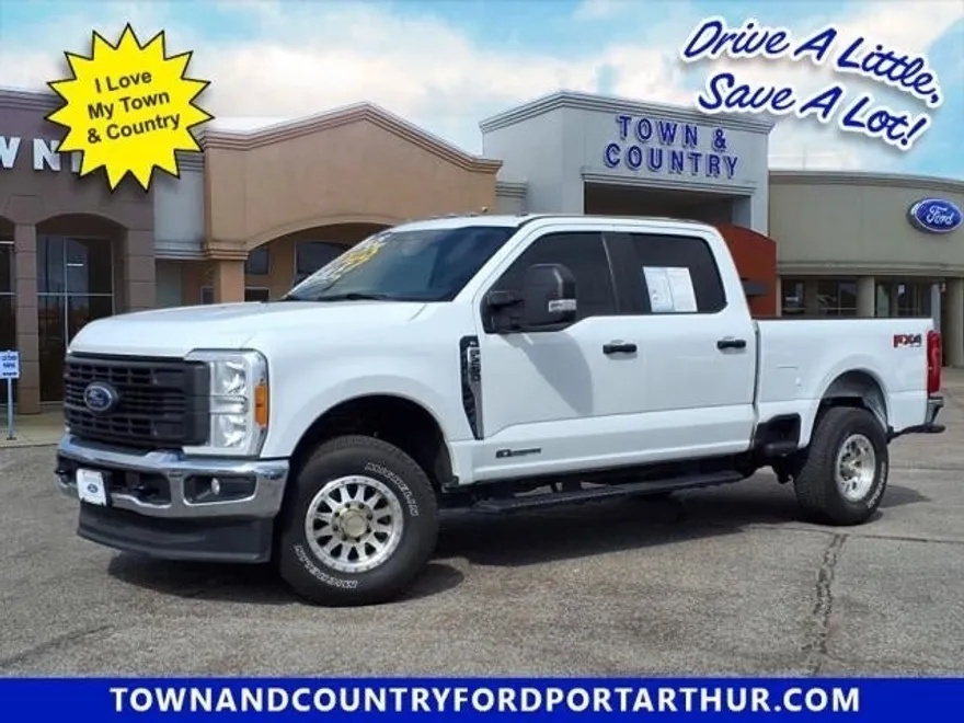 2023 Ford F-250 photo 1